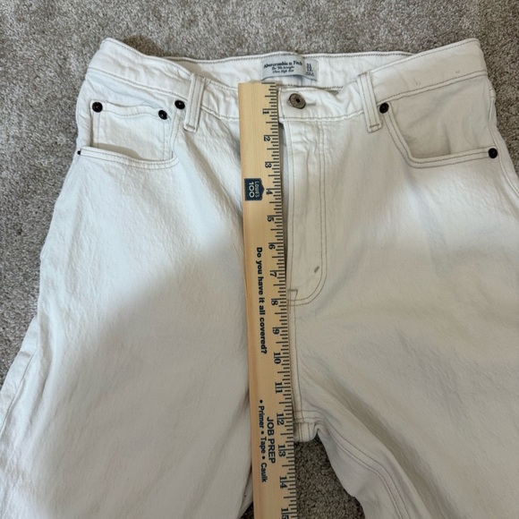 Abercrombie & Fitch Straight Ultra High Rise Off White Jeans Sz 31/12S - Picture 8 of 10